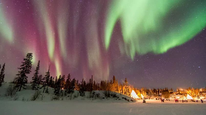 Auroras Boreales en Yellowknife desde Monterrey